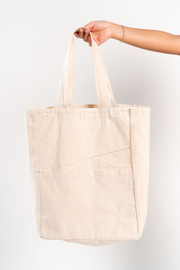 DISTRESSED CANVAS TOTE BAG